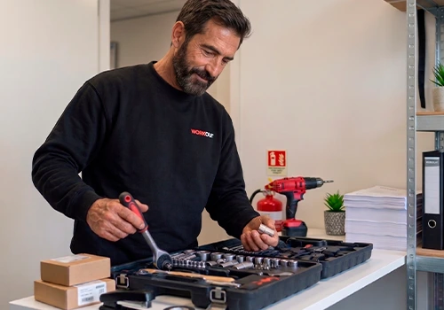 trabajo-mantenimiento trabajo tecnico mantenimiento - imagen generada con ia